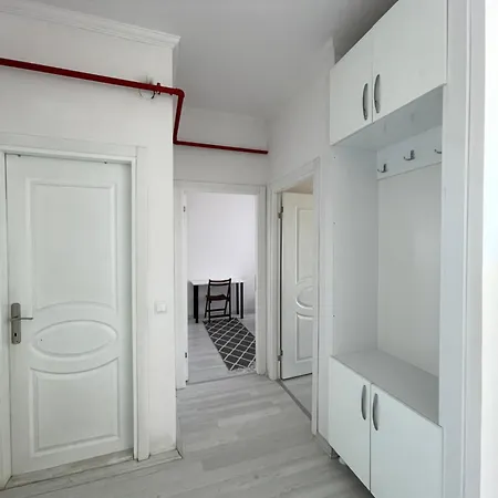 Levent Metro & Nature View Apartment